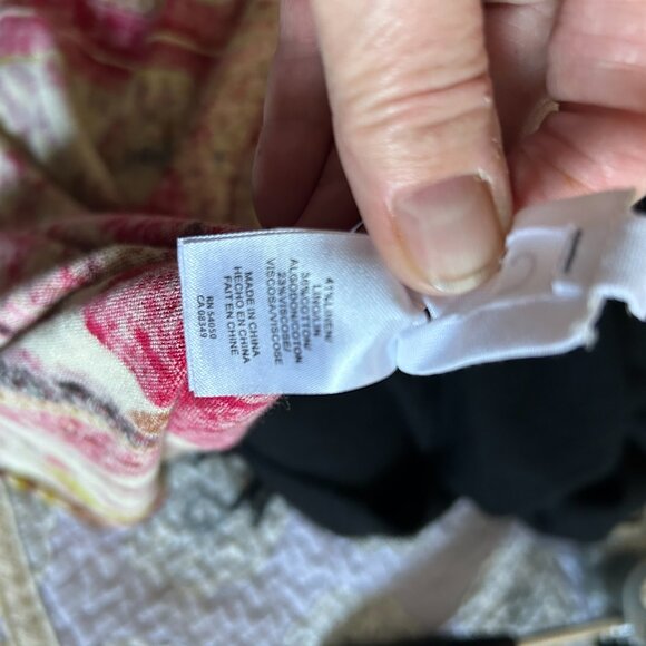 "j" Jax New York Vest - Picture 8 of 8